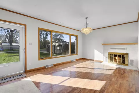 121 Lowder Rd, Waterloo, IA 50703 photo 4