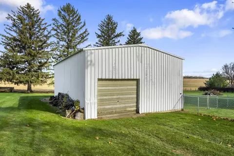 121 Lowder Rd, Waterloo, IA 50703 photo 24