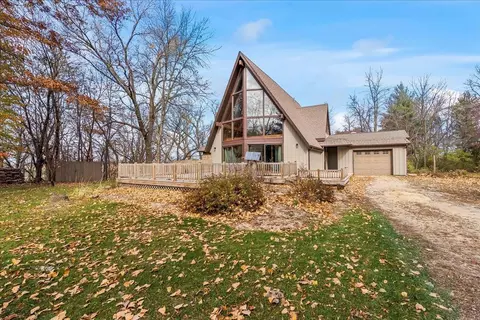 1302 Kentucky Ave, Hazleton, IA 50641