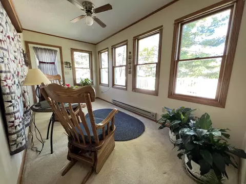 402 Pine Crest Dr, Decorah, IA 52101 photo 14