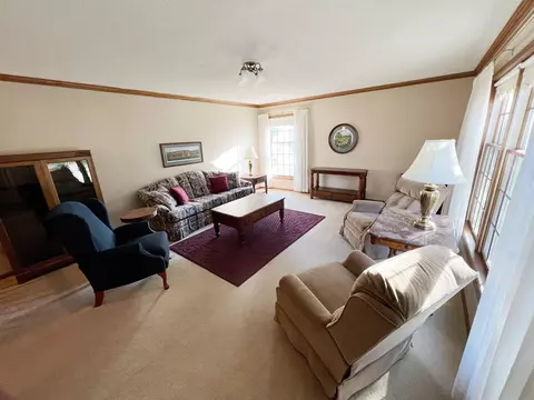 402 Pine Crest Dr, Decorah, IA 52101 photo 8