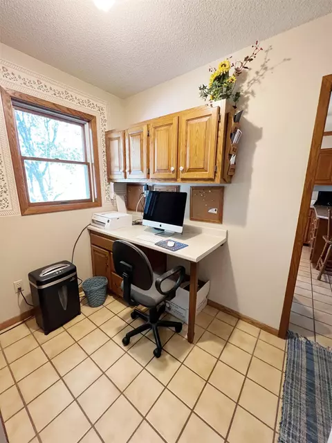 402 Pine Crest Dr, Decorah, IA 52101 photo 13