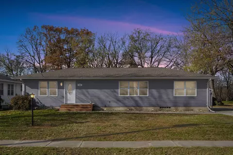 702 Main St, Janesville, IA 50647