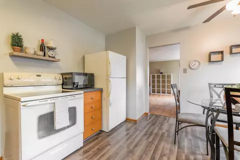 1922 Maynard Ave, Waterloo, IA 50701 photo 3