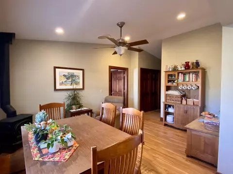 904 Fifth Ave, Decorah, IA 52101 photo 16