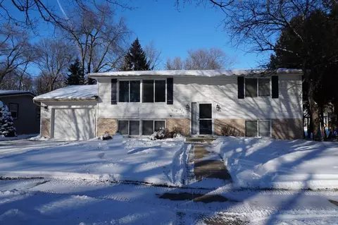 405 17th Ave, Charles City, IA 50616