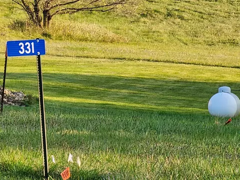 331 Eagle Dr #LOT 82, Mcgregor, IA 52157