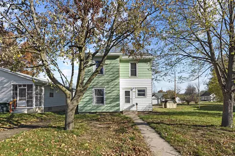 1333 Wallgate Ave, Waterloo, IA 50701