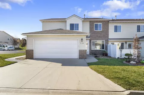 2105 Tyler Rdg, Waterloo, IA 50701