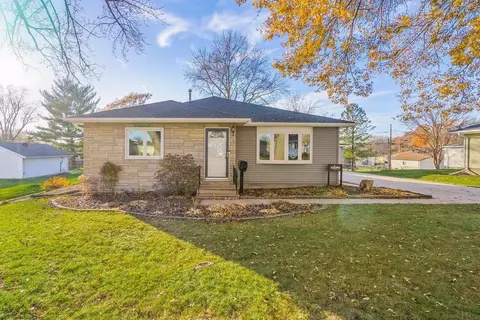 1446 Lyon Ave, Waterloo, IA 50702