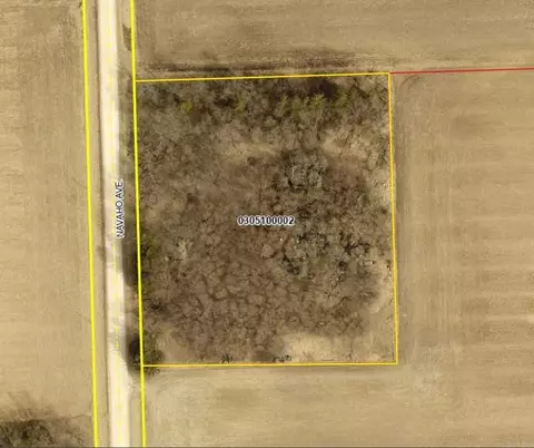 1035 Navaho Ave, Fredericksburg, IA 50630