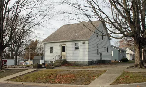 206 2nd St, Tripoli, IA 50676