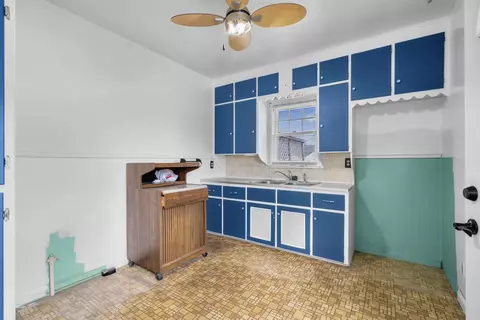 1812 Falls Ave, Waterloo, IA 50701 photo 10