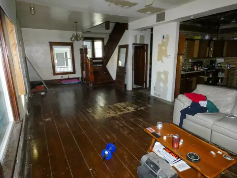 105 E 1st Ave, Cascade, IA 52033 photo 14