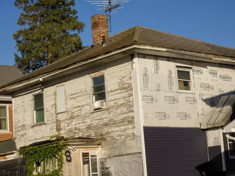 105 E 1st Ave, Cascade, IA 52033 photo 8
