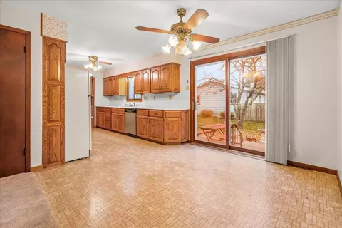 115 Short St, Hazleton, IA 50641 photo 9