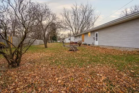 115 Short St, Hazleton, IA 50641 photo 5