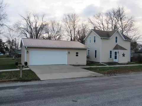 203 E Center St, Stanwood, IA 52337