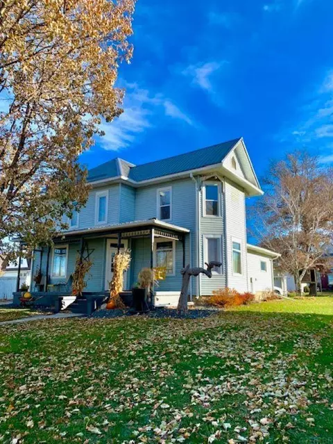 205 S Main, Monona, IA 52159