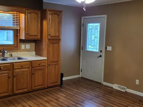 721 2nd St, Plainfield, IA 50666 photo 2
