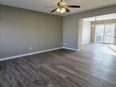 1522 Springbrook Dr, Cedar Falls, IA 50613 photo 3