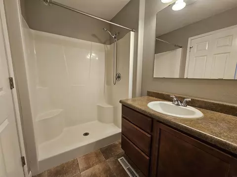 1522 Springbrook Dr, Cedar Falls, IA 50613 photo 8