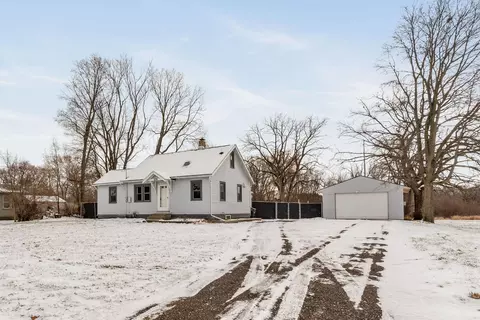 1326 Newell St, Waterloo, IA 50703