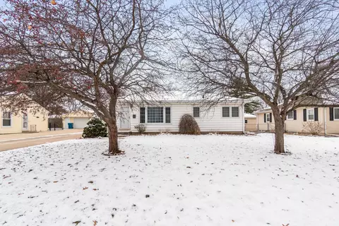 410 Hanna Blvd, Waterloo, IA 50701