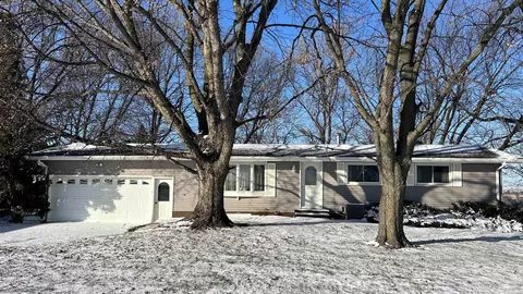 2041 Quinlan Ave, New Hampton, IA 50659