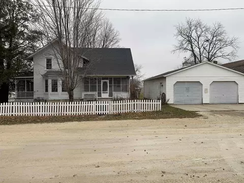 202 E Wilbur St, Hawkeye, IA 52147