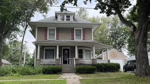 269 S Chestnut Ave, New Hampton, IA 50659