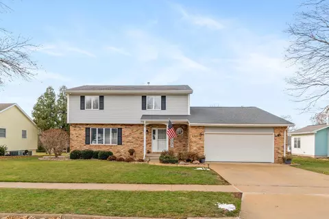 1307 Park Ave, Waverly, IA 50677