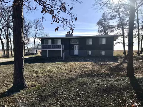 1792 210th St, New Hampton, IA 50659