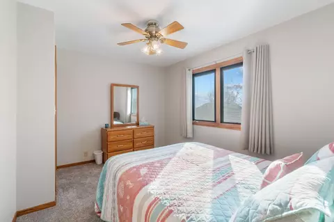 534 Excelsior Ln, Waterloo, IA 50701 photo 22
