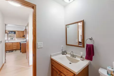 534 Excelsior Ln, Waterloo, IA 50701 photo 17