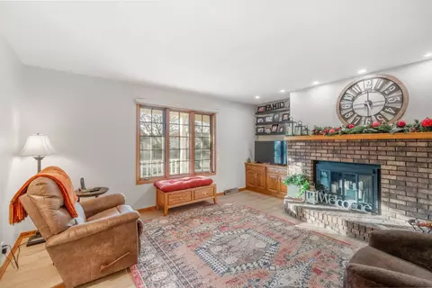 534 Excelsior Ln, Waterloo, IA 50701 photo 7