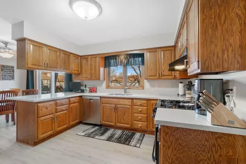 534 Excelsior Ln, Waterloo, IA 50701 photo 13