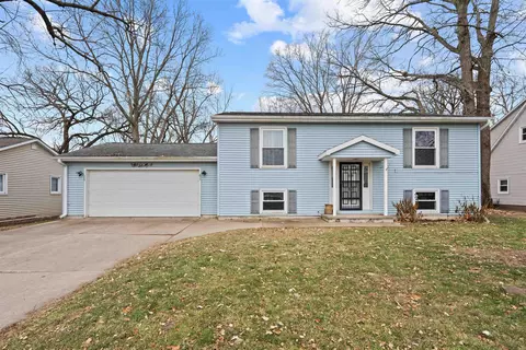 724 Green Ave, Cedar Falls, IA 50613