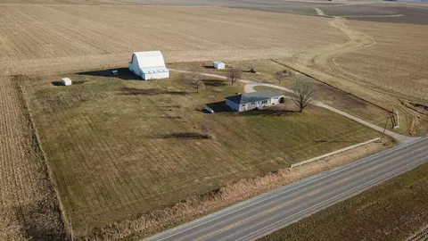 3080 Jamestown Ave, Rowley, IA 52329