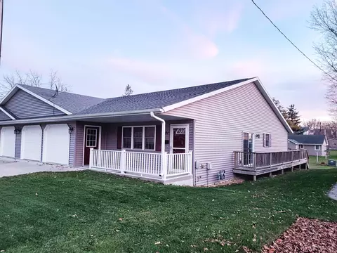 221 Linden St, West Union, IA 52175