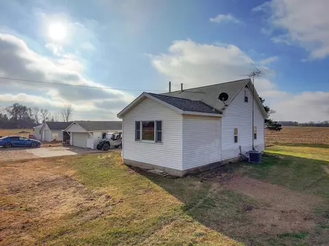 33785 Vail Ave, Cedar Falls, IA 50613 photo 10