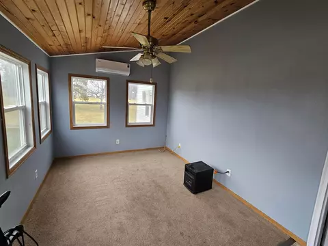33785 Vail Ave, Cedar Falls, IA 50613 photo 20