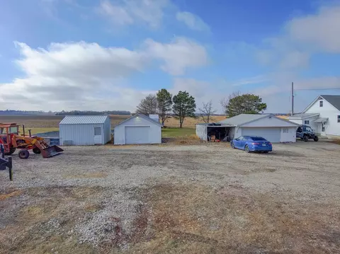 33785 Vail Ave, Cedar Falls, IA 50613 photo 5
