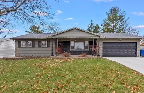 610 Alpine Dr, Waterloo, IA 50701