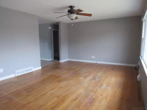 1205 Cerro Dr, Dubuque, IA 52001 photo 3
