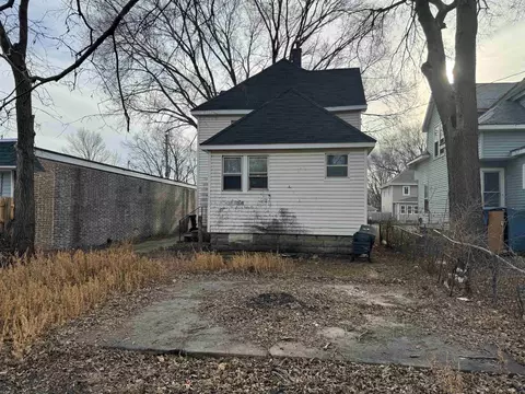 419 E 9th St, Waterloo, IA 50703 photo 17