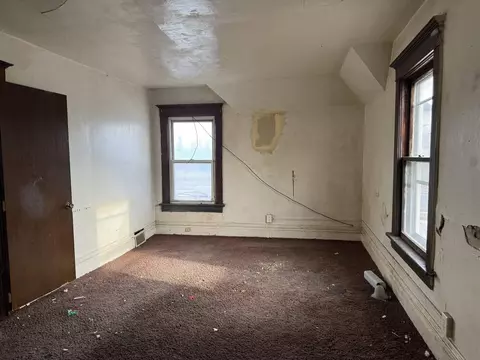 419 E 9th St, Waterloo, IA 50703 photo 14