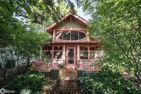 15542 Dodge Ave, Clear Lake, IA 50428