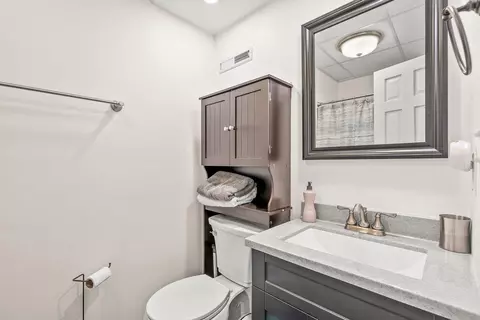 1146 Fleur Dr, Waterloo, IA 50701 photo 17