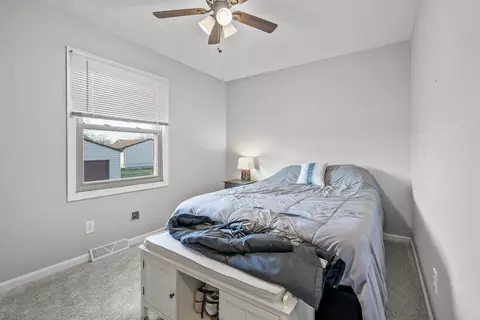 1146 Fleur Dr, Waterloo, IA 50701 photo 8
